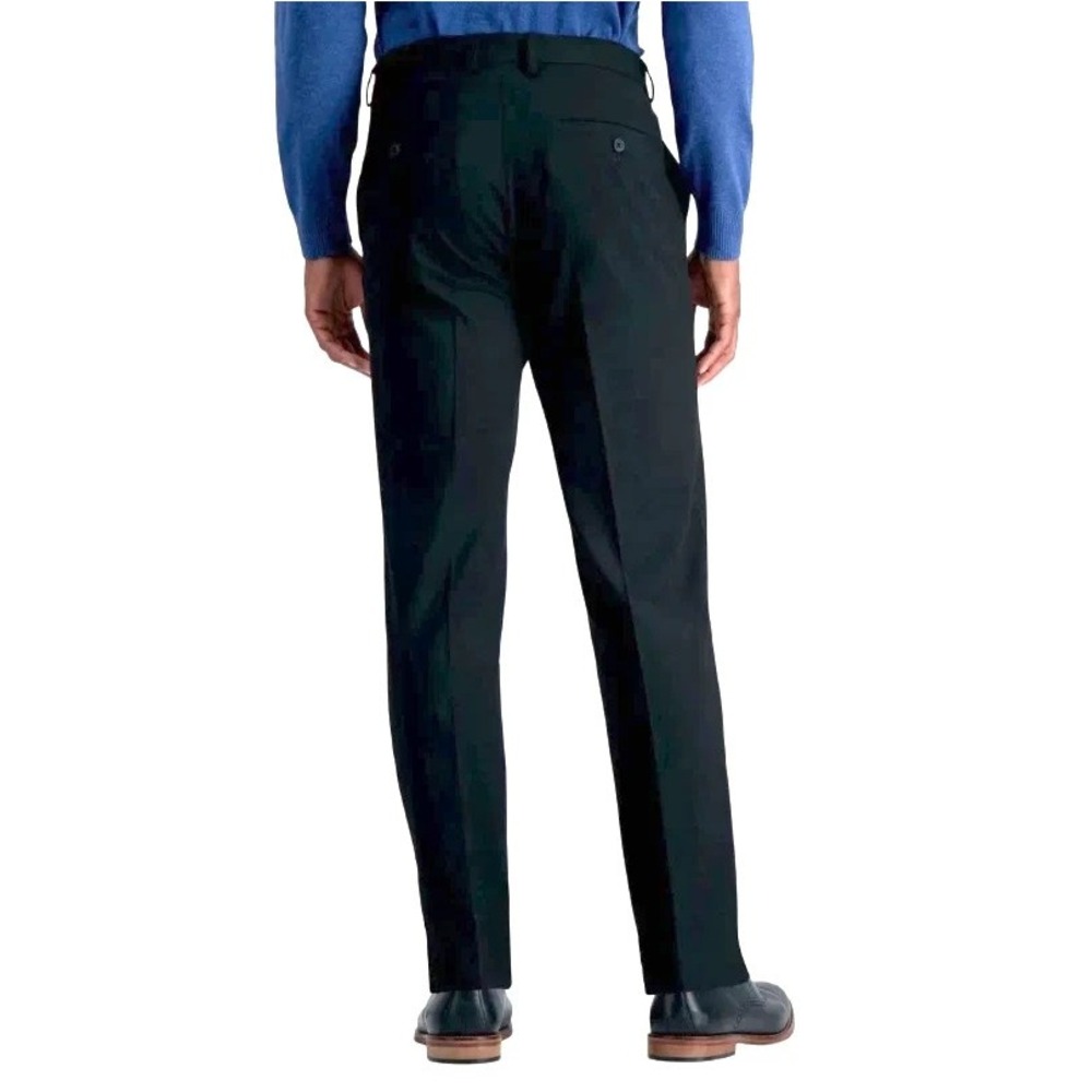 Haggar Men's Slim Straight Premium Khaki Dress Pant Black 29W 30L